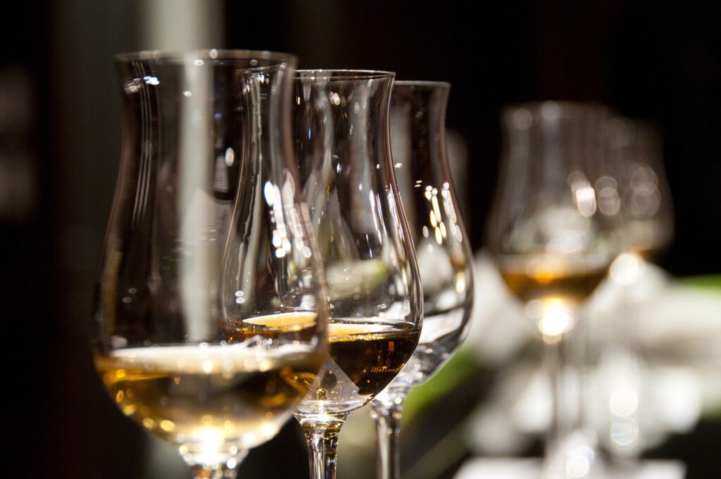 wine glasses, glassware, stemware